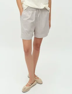 mbym Meris-M Shorts - Stribet striped New