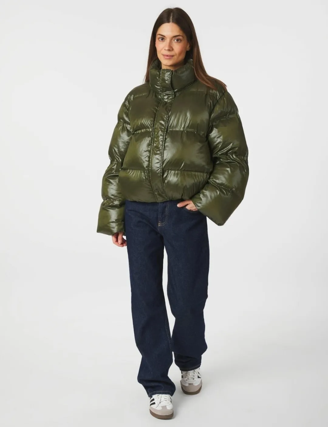 neo noir Rhea Shiny Pufferjakke - Army Discount